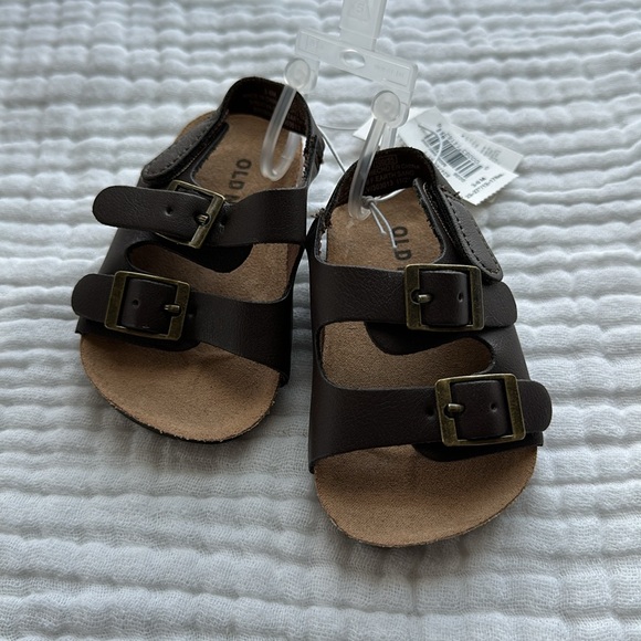 Old Navy • BNWT Leather Sandals - Picture 2 of 4